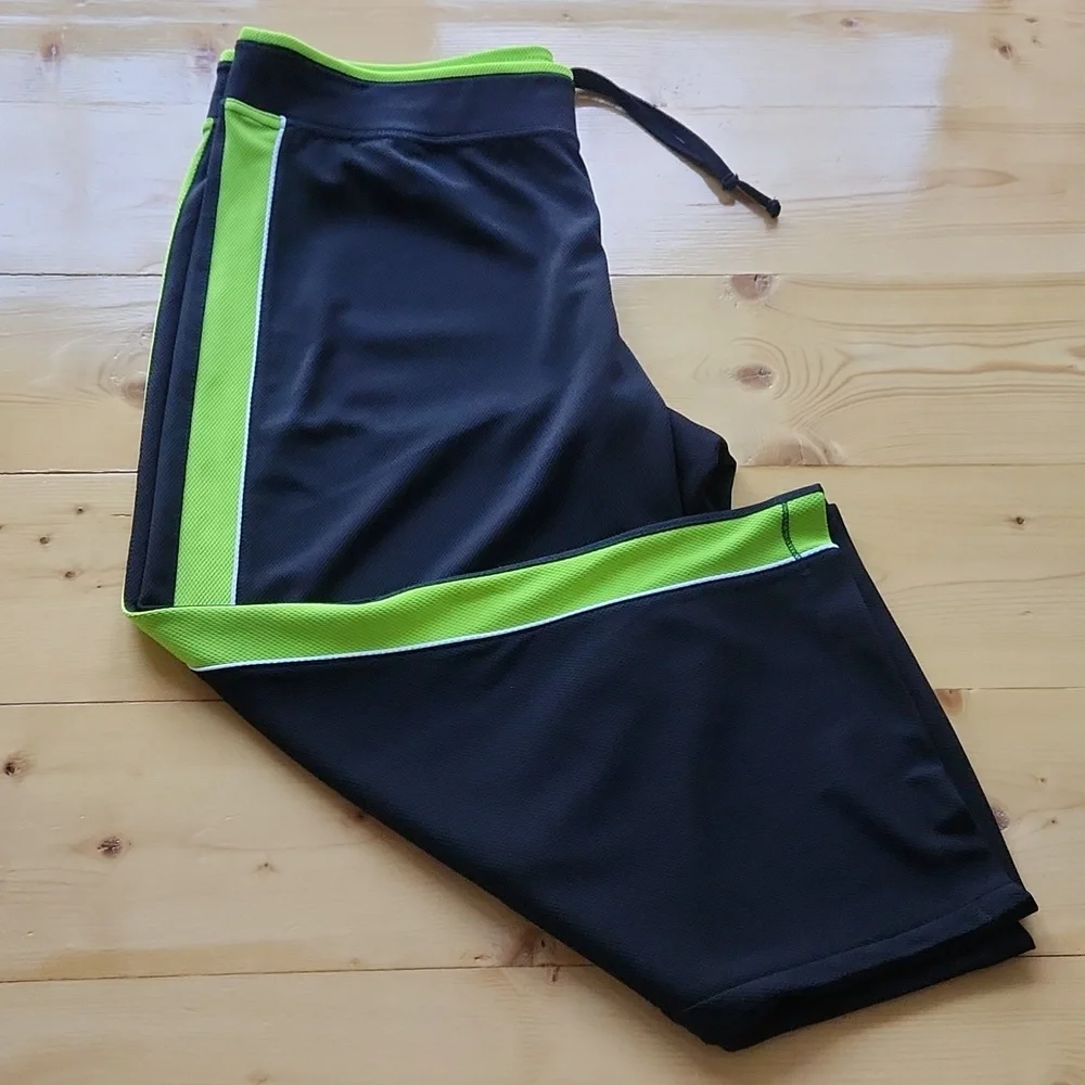 Made for Life Quick-Dri Capris Track Pants Athletic Black Neon Green L - Picture 10 of 10